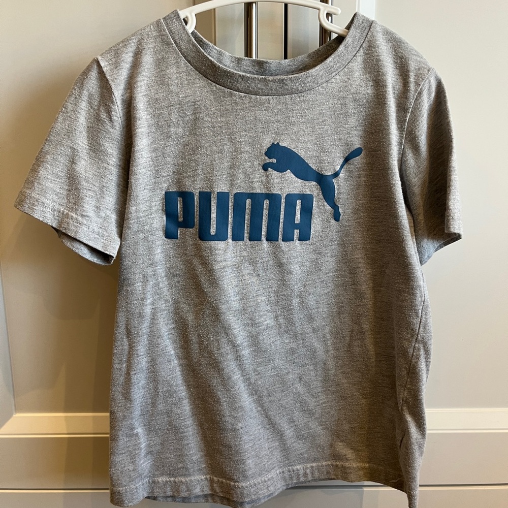 🛍️ 4/$20 🛍️ Puma t-shirt size 6